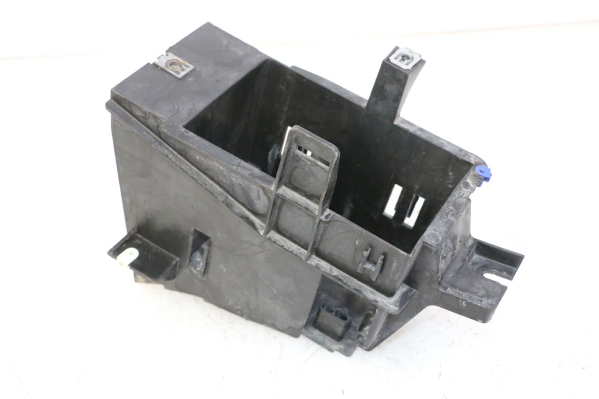 photo de BATTERIEKASTEN PEUGEOT SATELIS 250 (2006 - 2012)