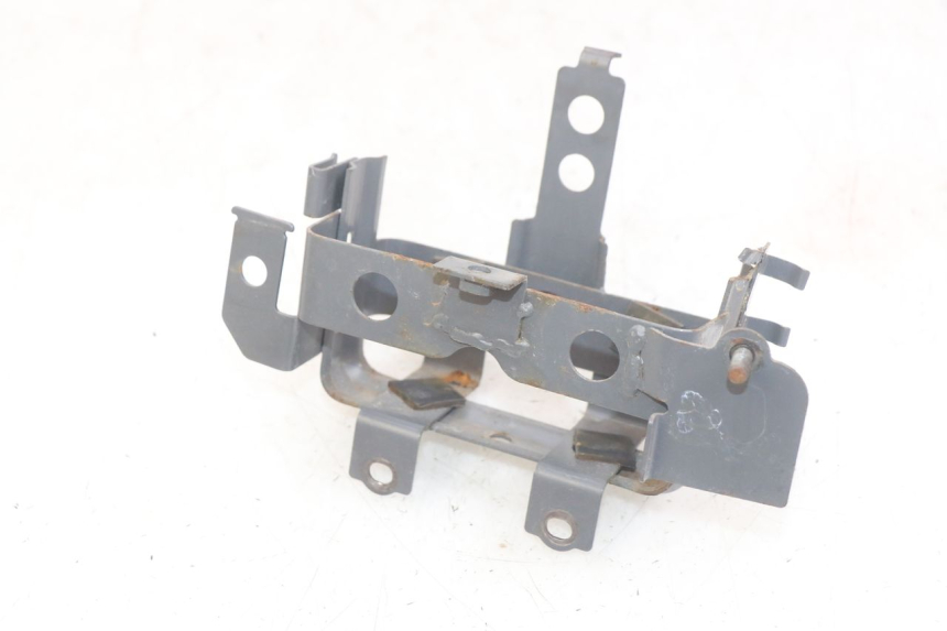 photo de BATTERIEFACH HONDA SCV LEAD 100 (2003 - 2007)
