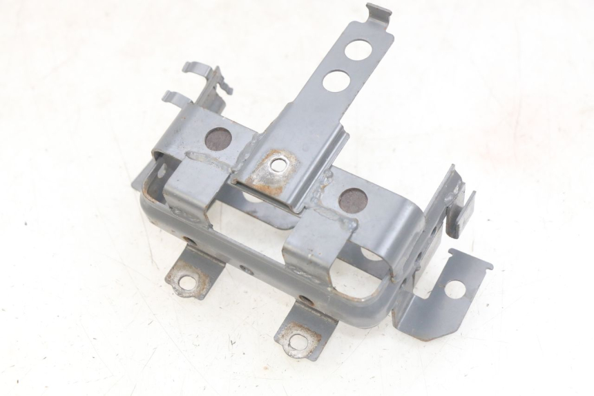 photo de BATTERIEFACH HONDA SCV LEAD 100 (2003 - 2007)