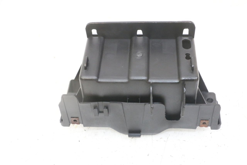 photo de BATTERIEKASTEN PIAGGIO SUPER LX 125 (2000 - 2003)