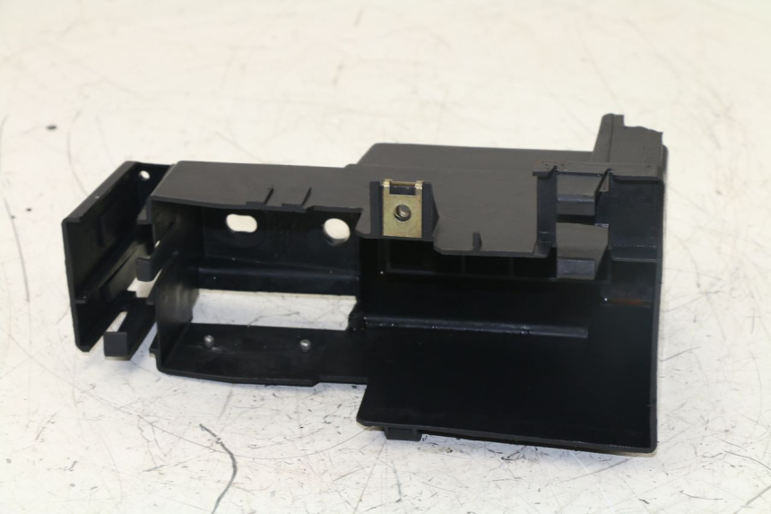 photo de BATTERIEKASTEN PEUGEOT TREKKER 50 (1998 - 2004)