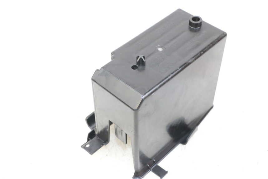 photo de BATTERIEKASTEN PIAGGIO VESPA PRIMAVERA 4T 50 (2021 - 2024)