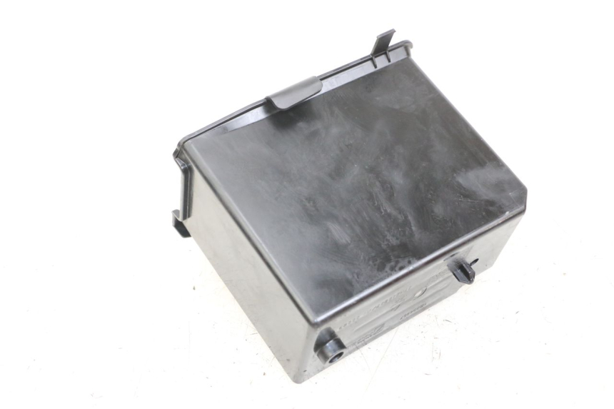 photo de BATTERIEKASTEN PIAGGIO VESPA PRIMAVERA 4T 50 (2021 - 2024)