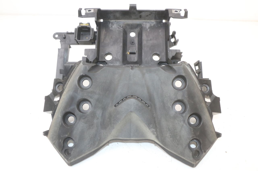 photo de BATTERIEFACH YAMAHA XMAX X-MAX ABS 125 (2017 - 2020) - Detailansicht des Bauteils