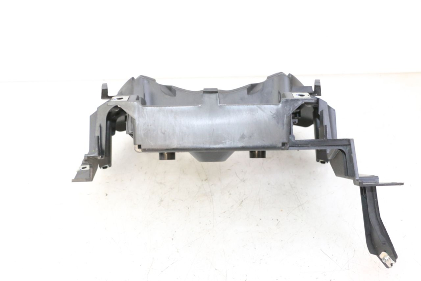 photo de BATTERIEKASTEN YAMAHA XMAX X-MAX 125 (2021 - 2025) - Technische Nahaufnahme