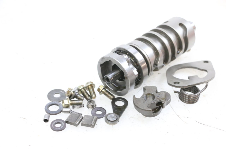 photo de SCHALTWALZE MV AGUSTA BRUTALE R WALLY 910 (2008 - 2008) - Detailansicht des Bauteils