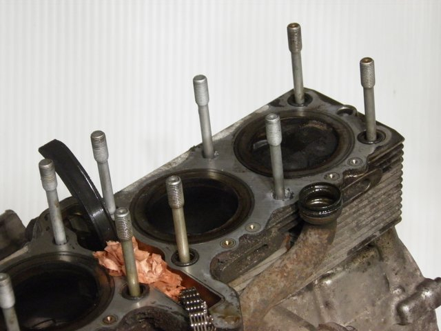 photo de MOTORGEHÄUSE SUZUKI GSF N BANDIT 600 (1996 - 1999)
