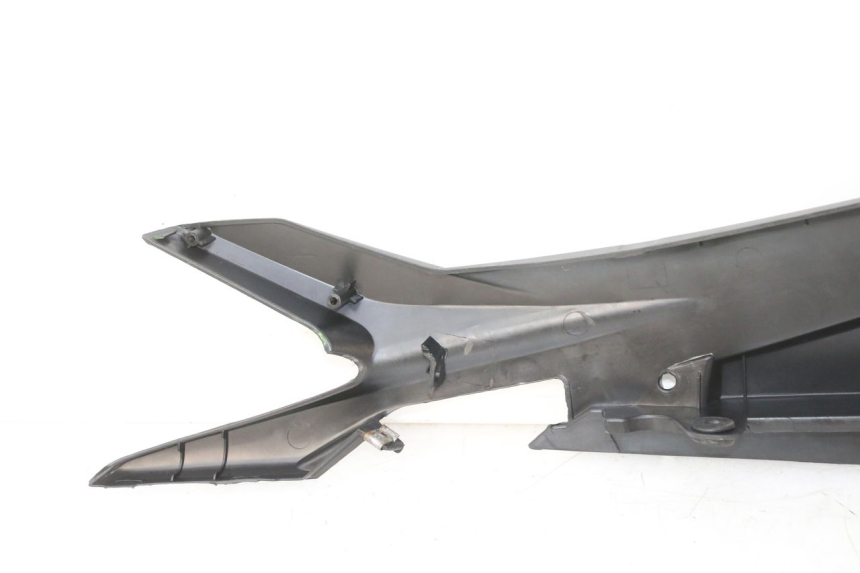 photo de UNTERBODEN HINTEN RECHTS STAHO FH 50 (2018 - 2019)