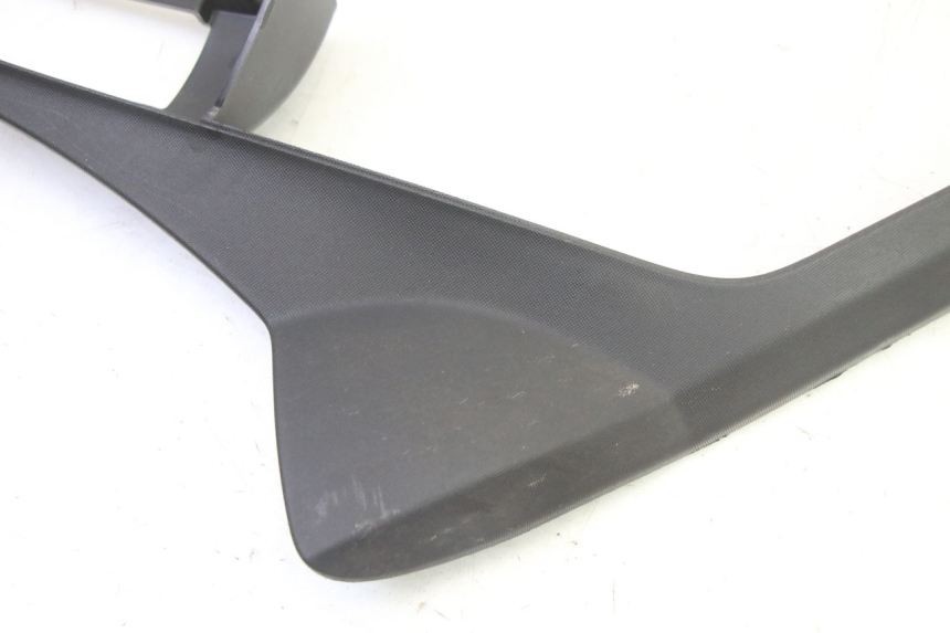 photo de UNTERBODEN HINTEN RECHTS PIAGGIO MP3 HPE 310 (2024 - 2025)