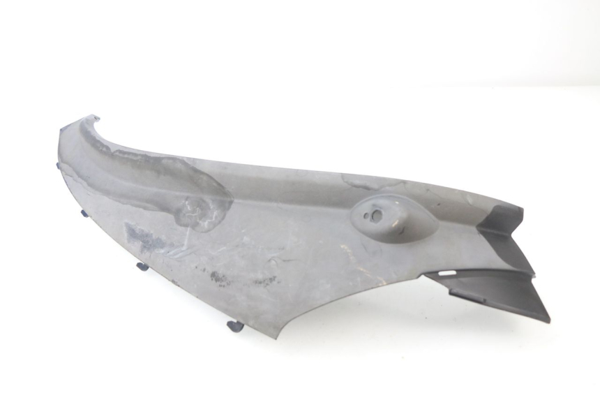 photo de UNTERBODEN HINTEN RECHTS PIAGGIO MP3 LT 300 (2010 - 2016)