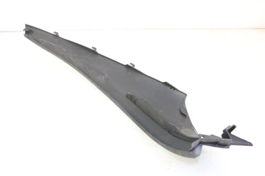 photo de UNTERBODEN HINTEN RECHTS PIAGGIO MP3 RL 250 (2007 - 2010)