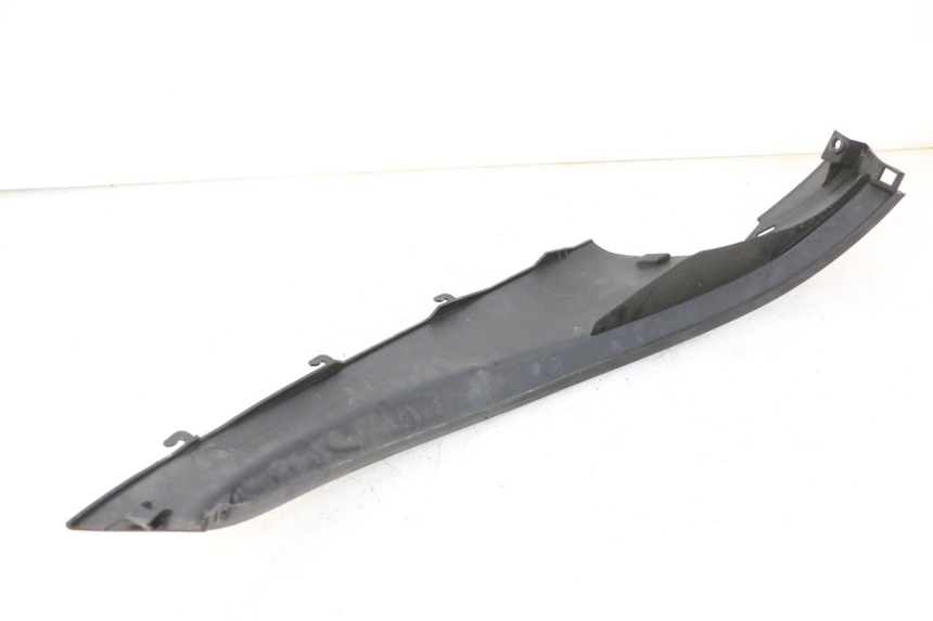 photo de UNTERBODEN HINTEN RECHTS PIAGGIO MP3 RL 250 (2007 - 2010)