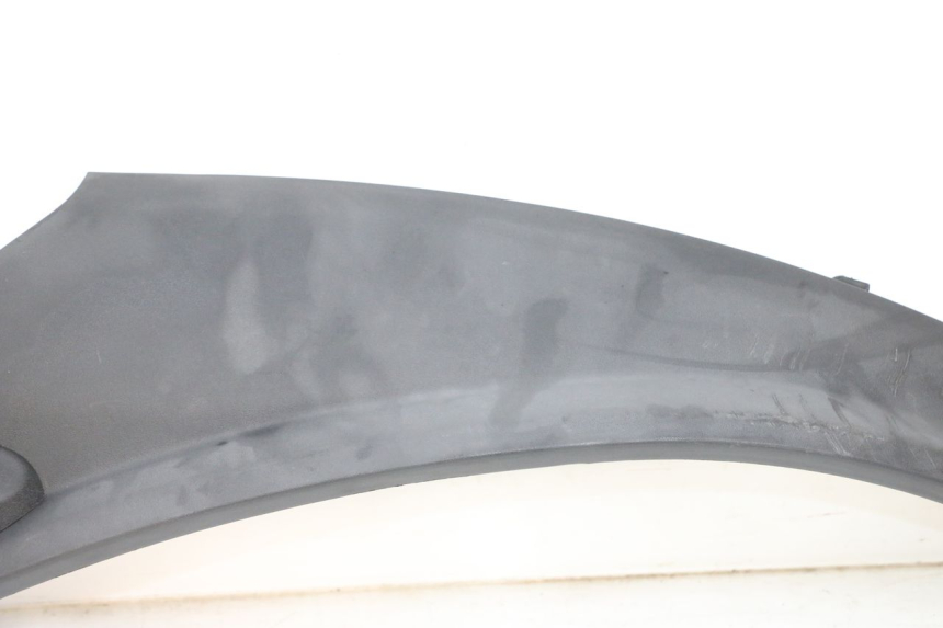 photo de UNTERBODEN HINTEN RECHTS PIAGGIO MP3 RL 250 (2007 - 2010) - Kennzeichnungen und Originalreferenzen