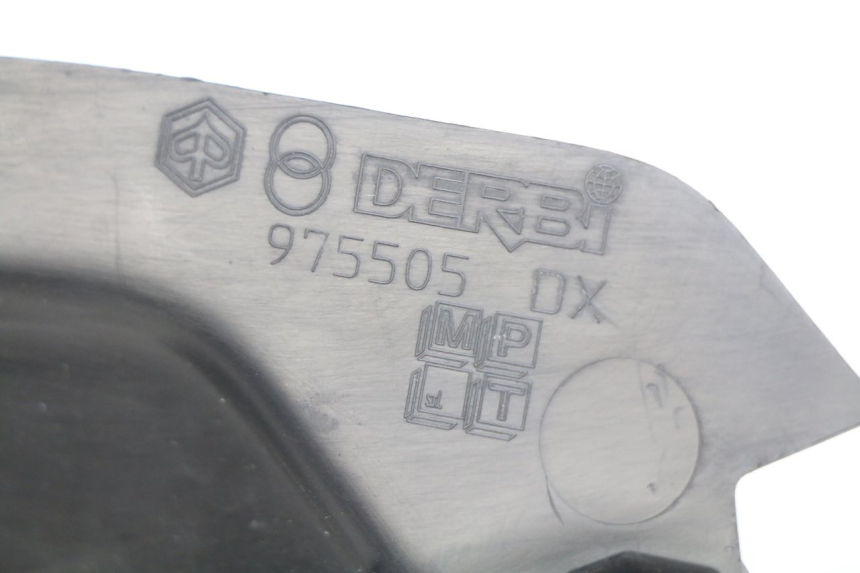 photo de RECHTER HINTERER SEITENSCHWELLER GILERA NEXUS 125 (2009 - 2013)