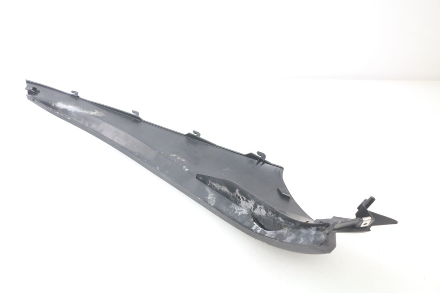 photo de UNTERBODEN HINTEN RECHTS PIAGGIO MP3 LT 300 (2010 - 2016)