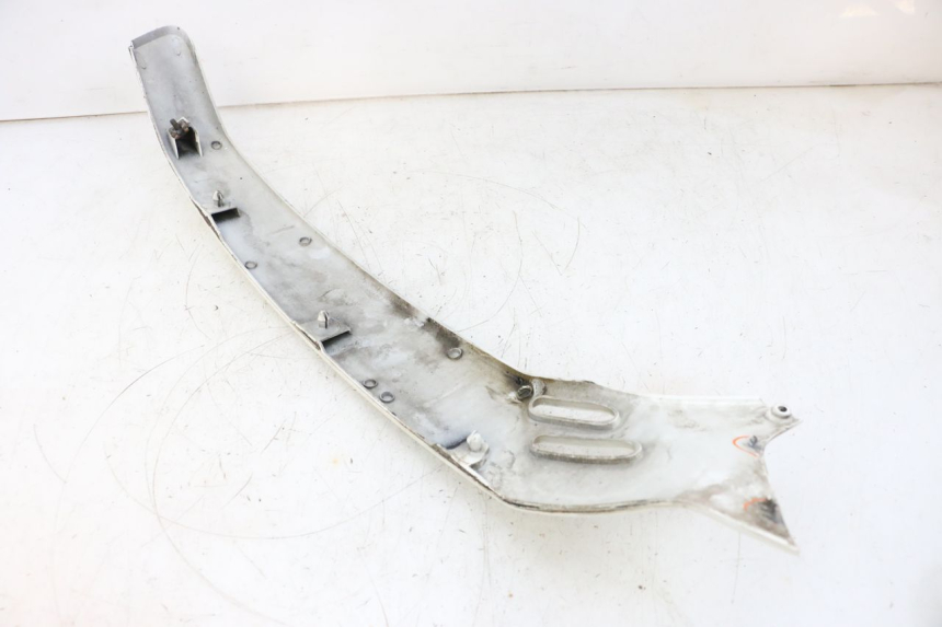 photo de UNTERBODEN HINTEN RECHTS PIAGGIO VESPA GTS SUPER IE 125 (2009 - 2016) - Technische Nahaufnahme