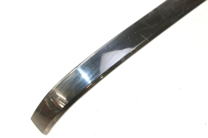 photo de RECHTER HINTERER SEITENSCHWELLER PIAGGIO VESPA S 2T 50 (2007 - 2014)