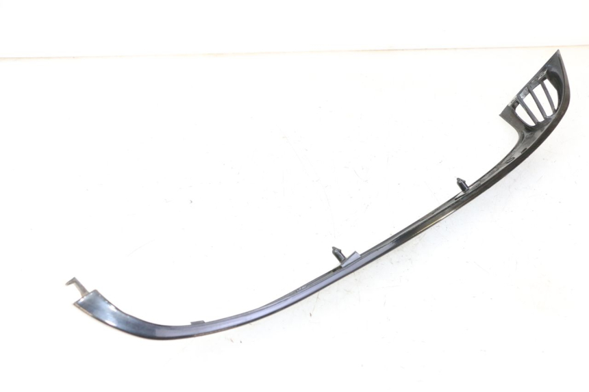 photo de RECHTER HINTERER SEITENSCHWELLER PIAGGIO VESPA S 2T 50 (2007 - 2014)