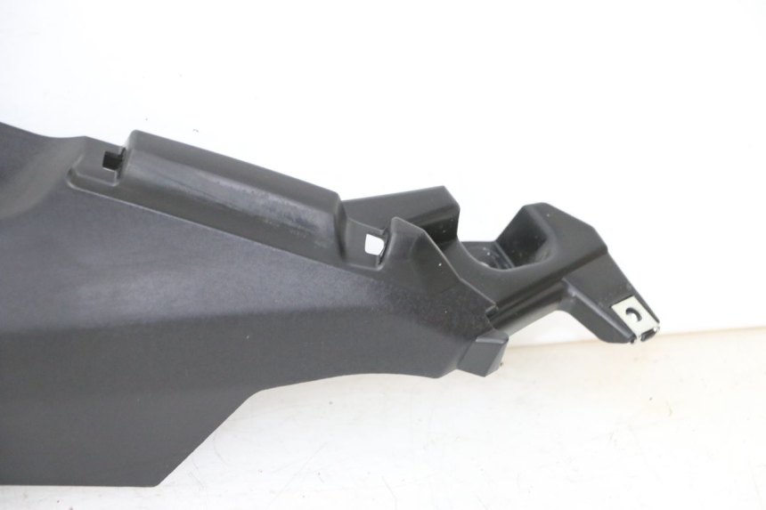 photo de UNTERBODEN HINTEN RECHTS YAMAHA XMAX X-MAX 125 (2021 - 2025)