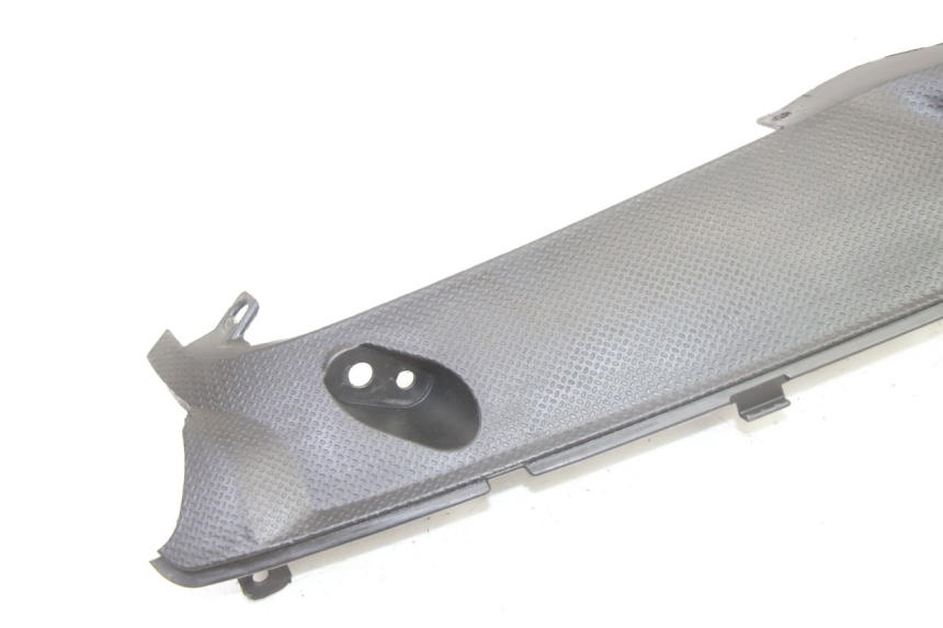 photo de UNTERBODEN HINTEN LINKS GILERA RUNNER SP 50 (2006 - 2008)