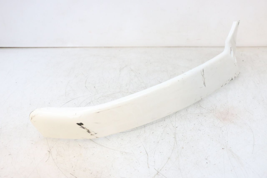 photo de UNTERBODEN HINTEN LINKS PIAGGIO VESPA GTS SUPER IE 125 (2009 - 2016) - Kennzeichnungen und Originalreferenzen