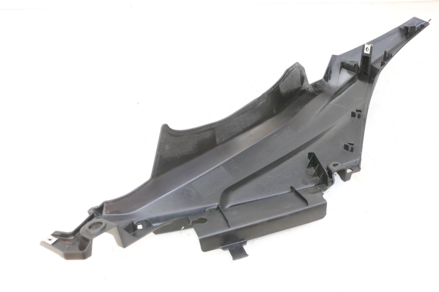 photo de UNTERBODEN HINTEN LINKS YAMAHA XMAX X-MAX 125 (2021 - 2025)
