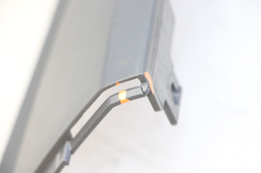 photo de UNTERBODEN RECHTS SUZUKI BURGMAN 125 (2007 - 2014)