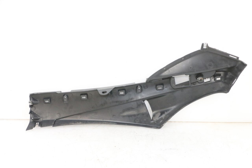 photo de RECHTER SEITENSCHWELLER PIAGGIO FLY 4T 50 (2013 - 2017) - Geprüftes Gebrauchtteil