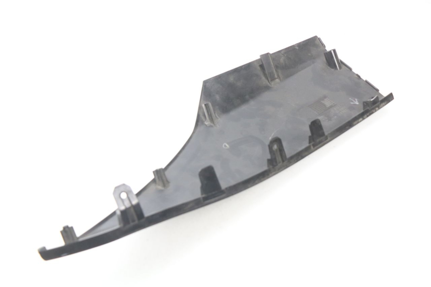 photo de UNTERBODEN RECHTS HONDA FES S-WING SWING 125 (2007 - 2015)