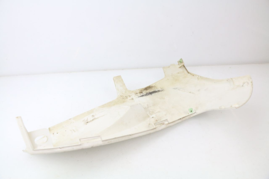 photo de UNTERBODEN RECHTS PEUGEOT JET FORCE CARBU 50 (2003 - 2016)