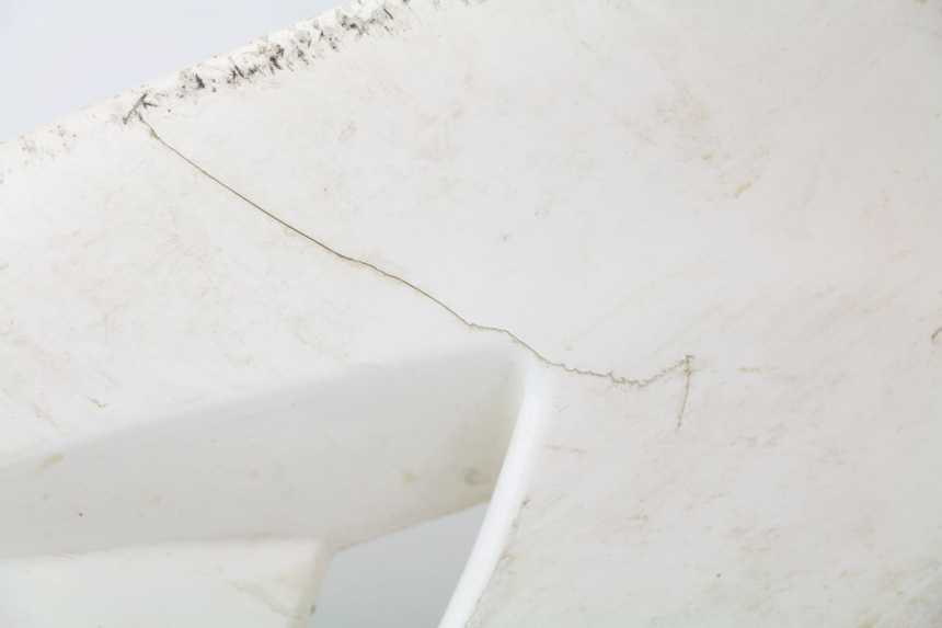 photo de UNTERBODEN RECHTS PEUGEOT JET FORCE CARBU 50 (2003 - 2016)