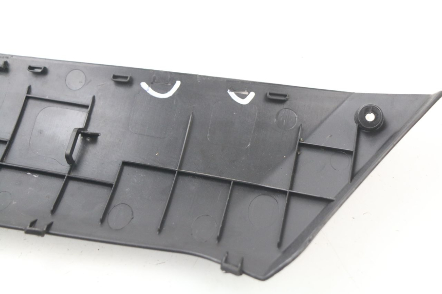 photo de RECHTER SEITENSCHWELLER PEUGEOT KISBEE 2T 50 (2010 - 2017)