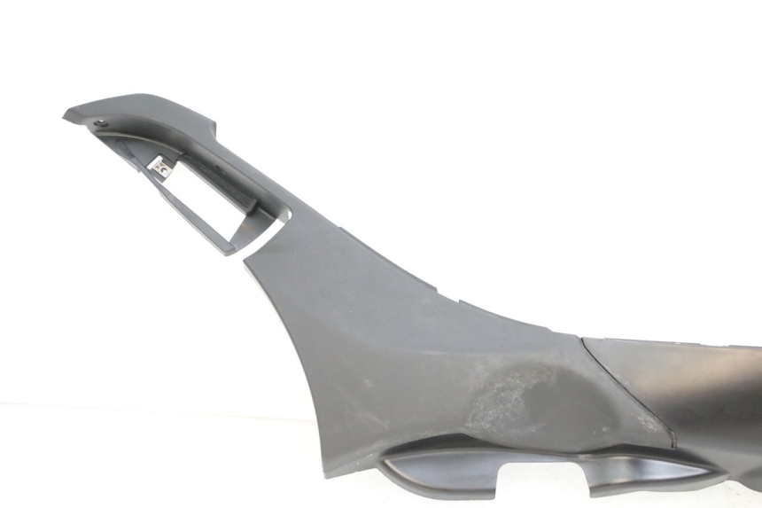 photo de UNTERBODEN RECHTS PIAGGIO MP3 HPE 350 (2018 - 2020) - Kennzeichnungen und Originalreferenzen