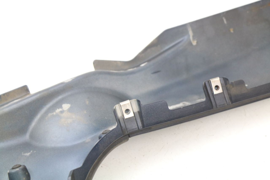 photo de UNTERBODEN RECHTS PIAGGIO MP3 LT 300 (2010 - 2016)