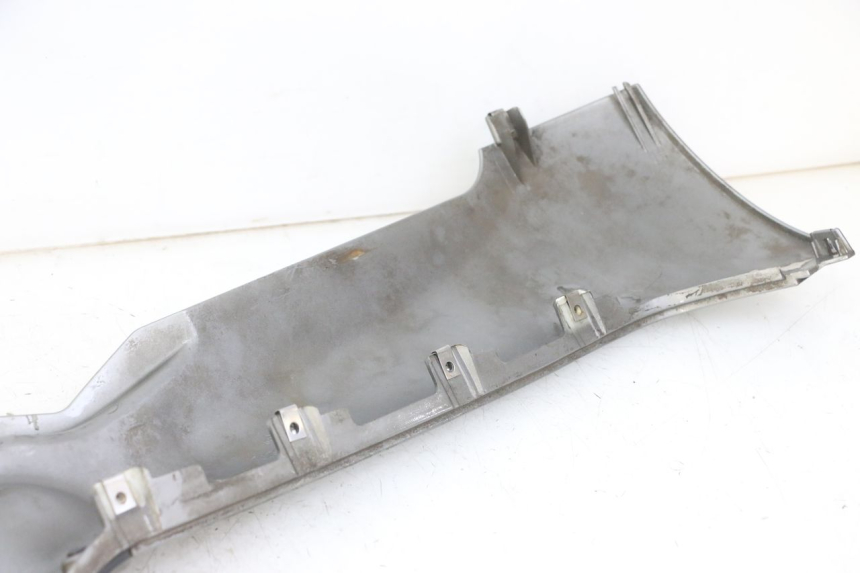 photo de UNTERBODEN RECHTS PIAGGIO MP3 LT 300 (2010 - 2016)