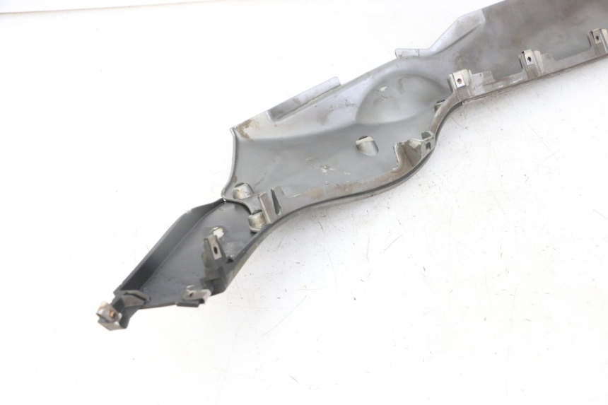 photo de UNTERBODEN RECHTS PIAGGIO MP3 LT 300 (2010 - 2016)