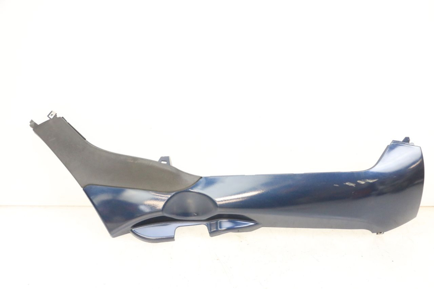 photo de UNTERBODEN RECHTS PIAGGIO MP3 RL 250 (2007 - 2010) - Charakteristische Merkmale