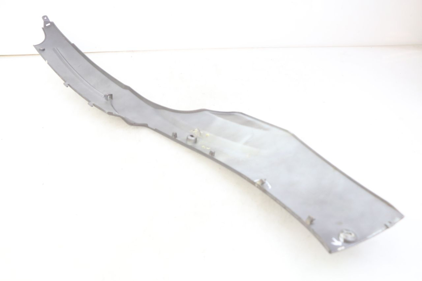 photo de RECHTER SEITENSCHWELLER PEUGEOT V-CLIC VCLIC 50 (2007 - 2013) - Charakteristische Merkmale