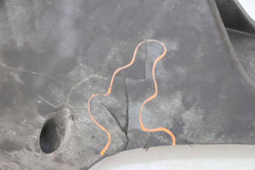 photo de UNTERBODEN LINKS QUADRO 4 4D 350 (2015 - 2018)