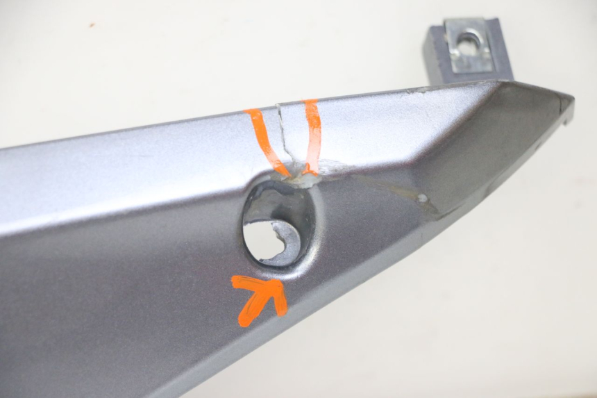 photo de UNTERBODEN LINKS SYM JOYMAX 125 (2010 - 2017)