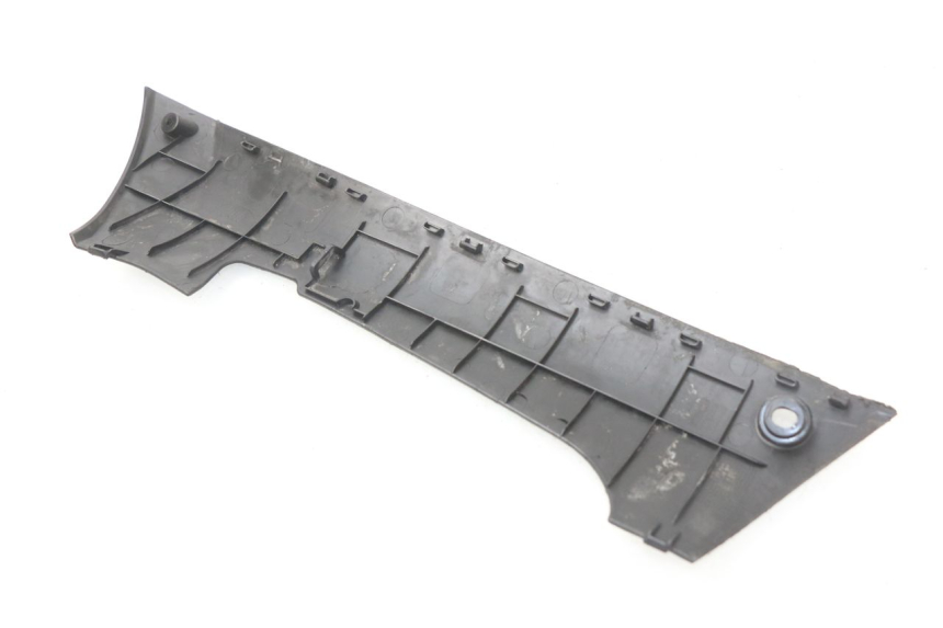 photo de LINKER UNTERE SEITENVERKLEIDUNG PEUGEOT KISBEE 2T 50 (2018 - 2022)