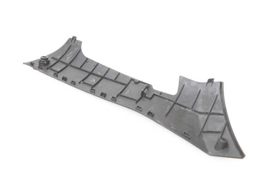 photo de LINKER UNTERE SEITENVERKLEIDUNG PEUGEOT KISBEE 2T 50 (2018 - 2022)