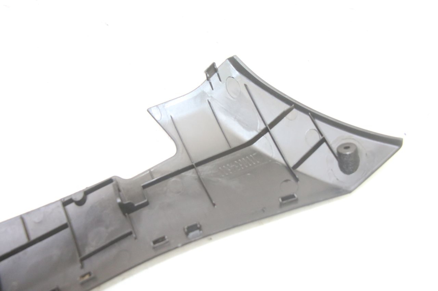 photo de LINKER UNTERE SEITENVERKLEIDUNG PEUGEOT KISBEE 2T 50 (2010 - 2017)