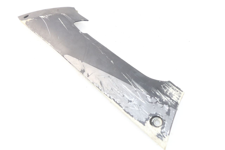 photo de LINKER UNTERE SEITENVERKLEIDUNG PEUGEOT KISBEE 4T 50 (2018 - 2022)