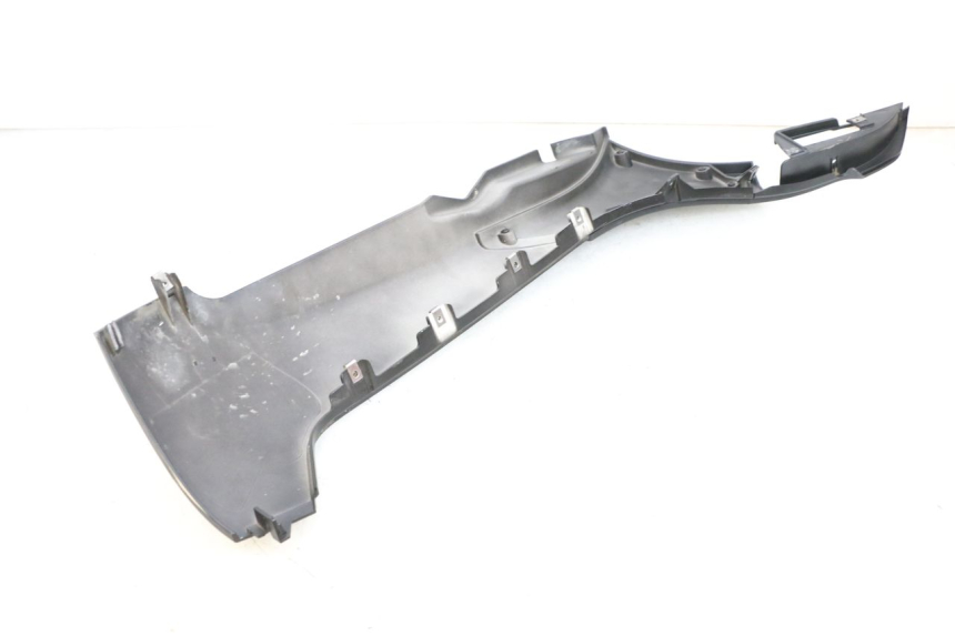 photo de UNTERBODEN LINKS PIAGGIO MP3 HPE 350 (2018 - 2020) - Charakteristische Merkmale