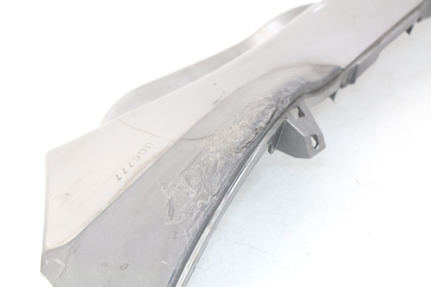 photo de UNTERBODEN LINKS PIAGGIO MP3 LT 400 (2007 - 2012)