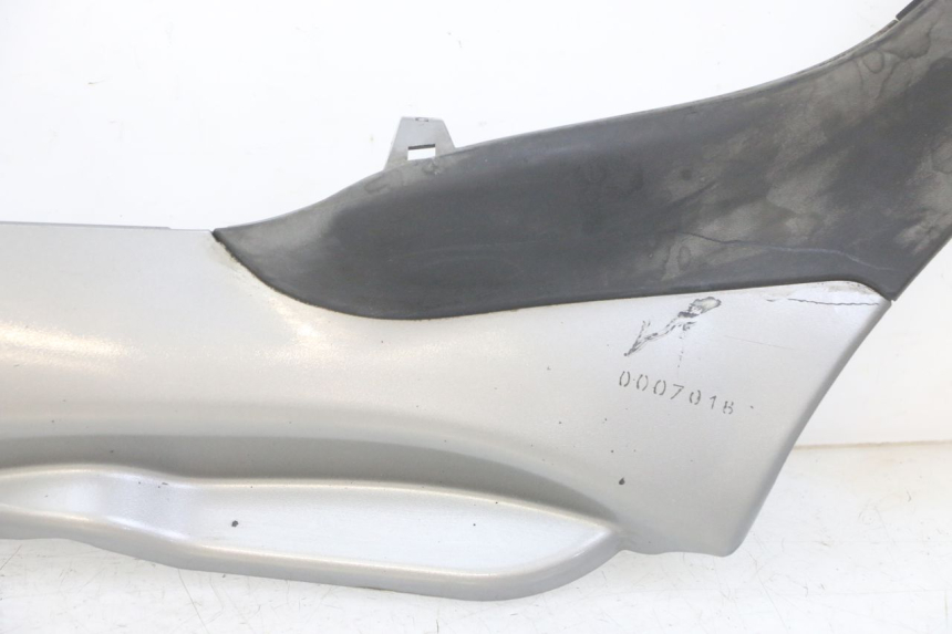 photo de LINKER UNTERE SEITENVERKLEIDUNG PIAGGIO MP3 LT 300 (2010 - 2016)