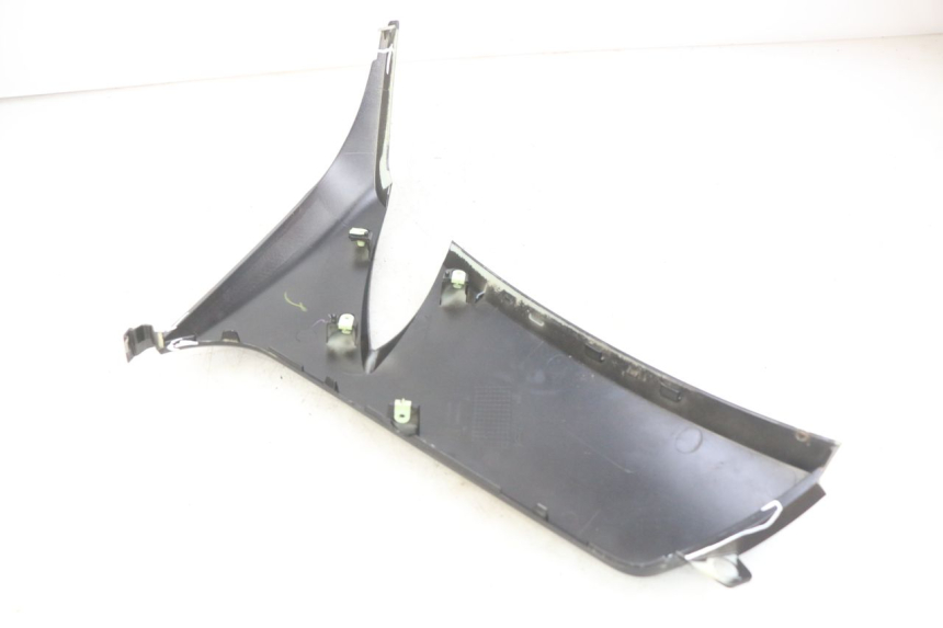 photo de LINKER UNTERE SEITENVERKLEIDUNG PEUGEOT CITYSTAR 125 (2011 - 2017)