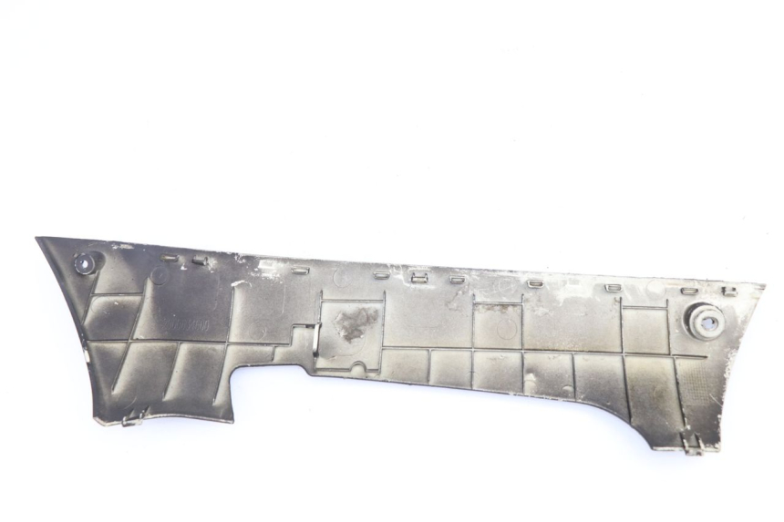 photo de LINKER UNTERE SEITENVERKLEIDUNG PEUGEOT KISBEE 4T 50 (2010 - 2017)