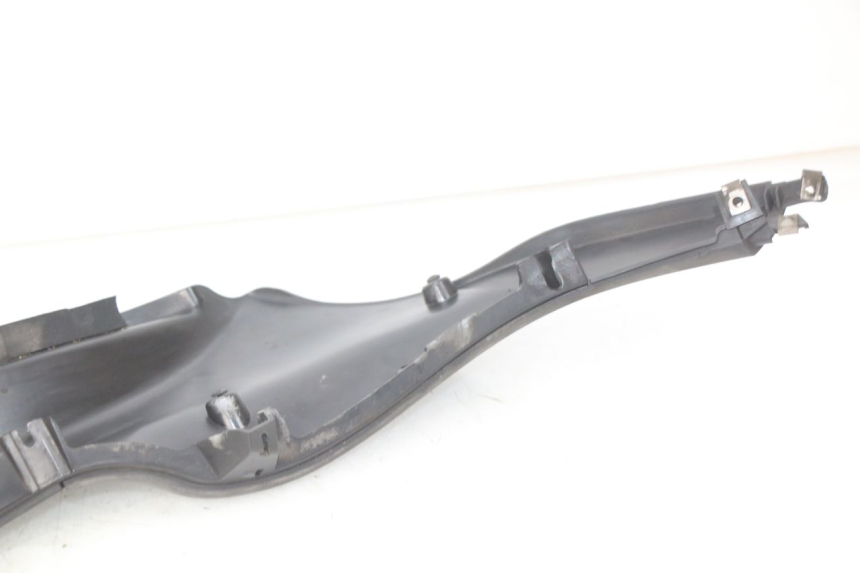 photo de LINKER UNTERE SEITENVERKLEIDUNG PIAGGIO MP3 LT 300 (2010 - 2016)